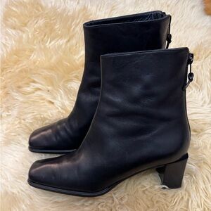 *SOLD* Paloma Barcelo Designer Black Leather Boots in US Size 7M